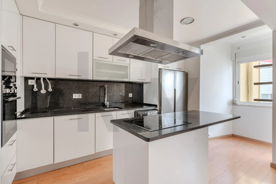 Apartamento T1 para Arrendamento em Vialonga Foto 5