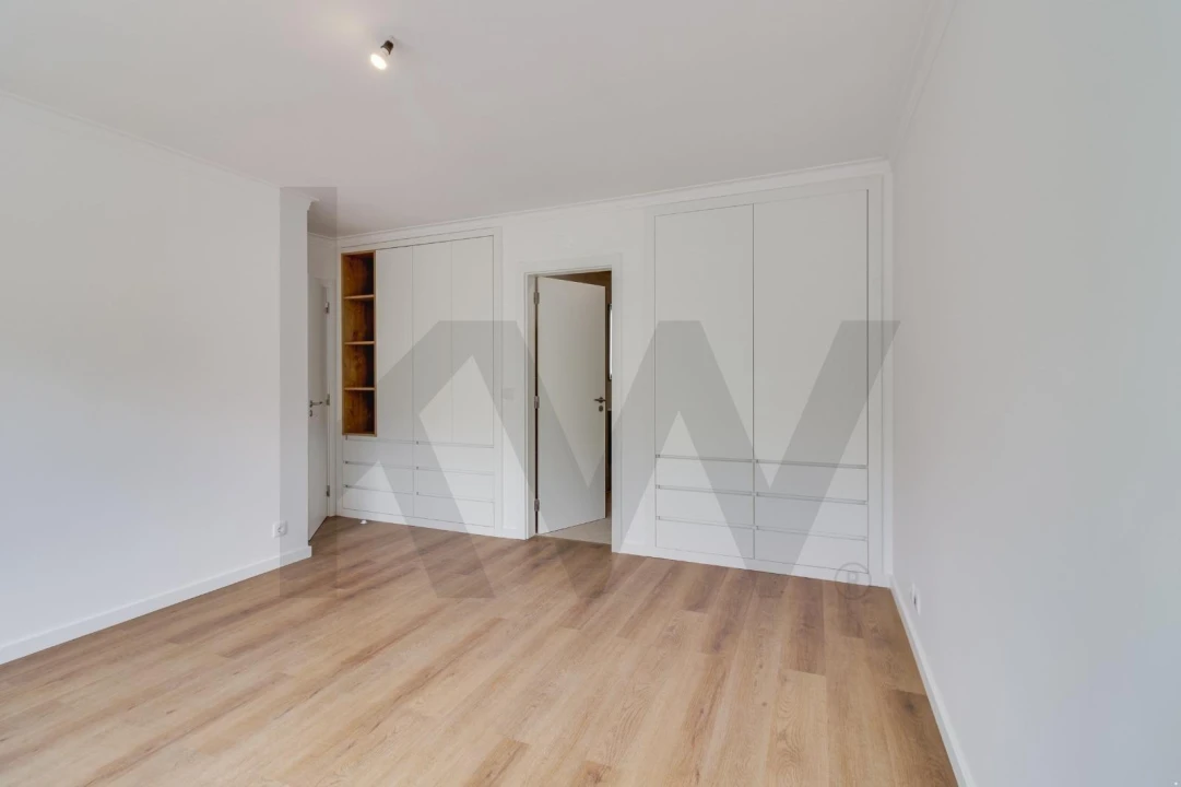Apartamento T3 para Arrendamento em Carcavelos e Parede Foto 16