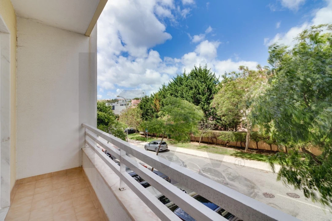 Apartamento T3 para Arrendamento em Carcavelos e Parede Foto 13