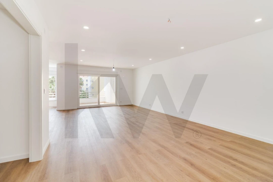 Apartamento T3 para Arrendamento em Carcavelos e Parede Foto 3