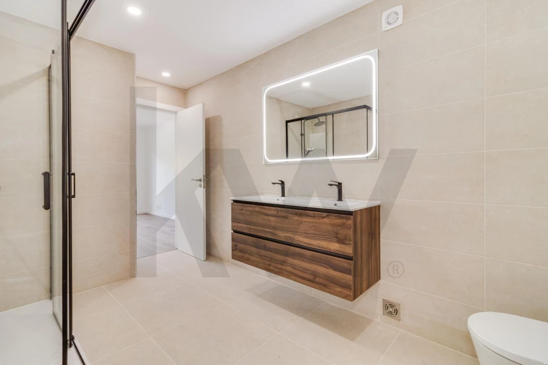 Apartamento T3 para Arrendamento em Carcavelos e Parede Foto 18