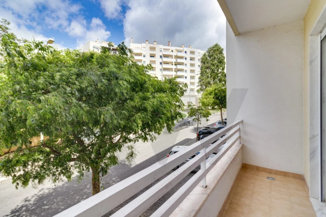 Apartamento T3 para Arrendamento em Carcavelos e Parede Foto 20