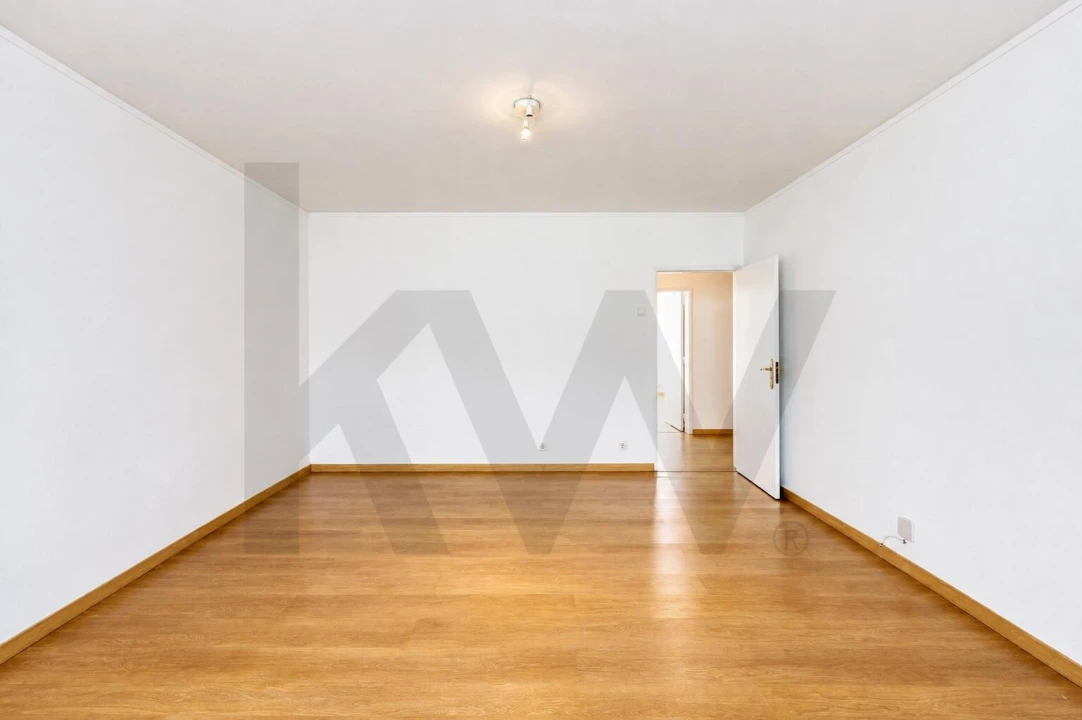 Apartamento T2 para Venda em Cascais e Estoril Foto 3