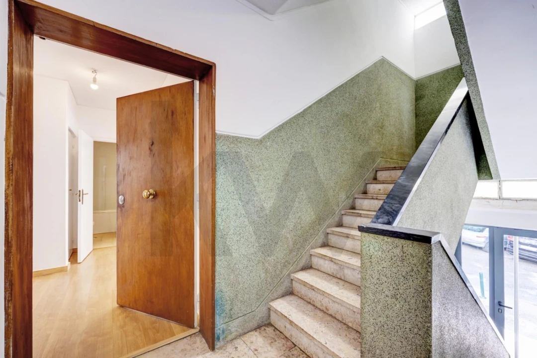 Apartamento T2 para Venda em Cascais e Estoril Foto 2
