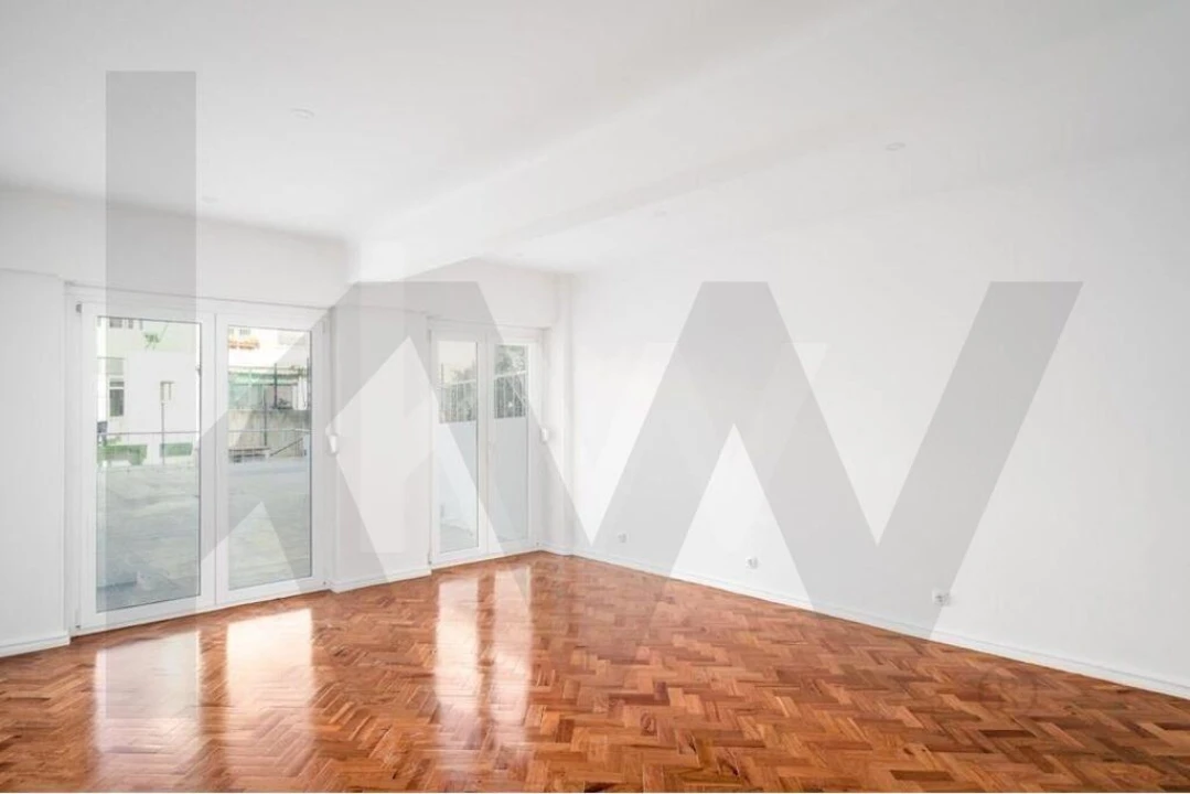 Apartamento T4 para Arrendamento em Avenidas Novas Foto 6