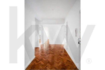 Apartamento T4 para Arrendamento em Avenidas Novas