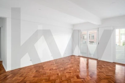 Apartamento T4 para Arrendamento em Avenidas Novas