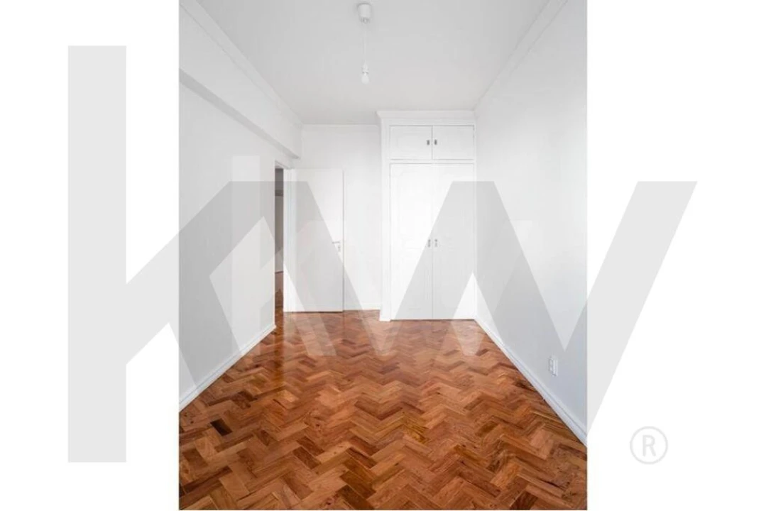 Apartamento T4 para Arrendamento em Avenidas Novas Foto 15