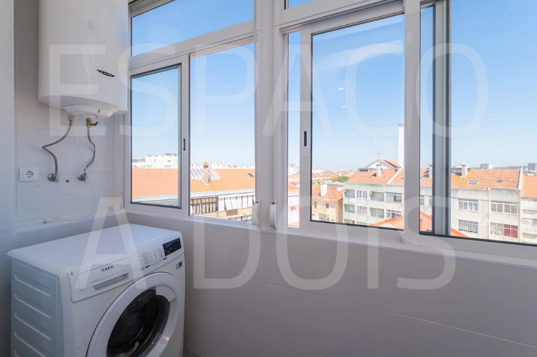 Apartamento T3 para Arrendamento em Venteira Foto 18