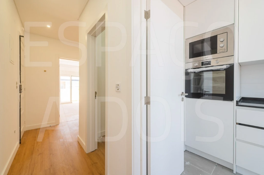 Apartamento T3 para Arrendamento em Venteira Foto 21