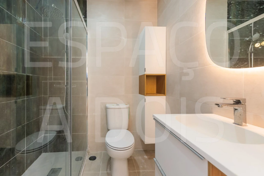 Apartamento T3 para Arrendamento em Venteira Foto 31