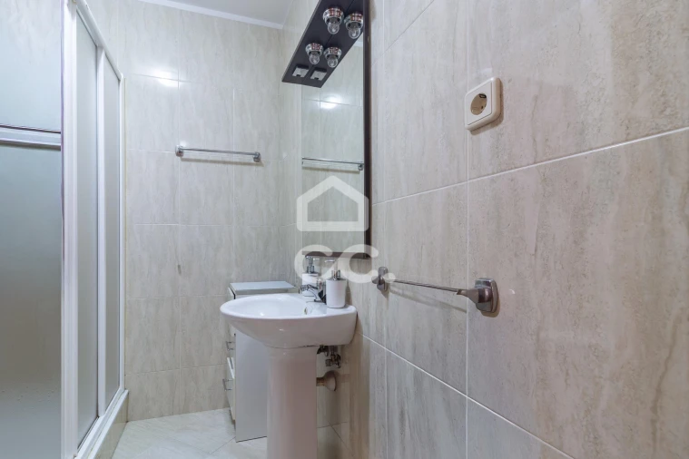Apartamento T3 para Venda em Selho (São Jorge) Foto 16