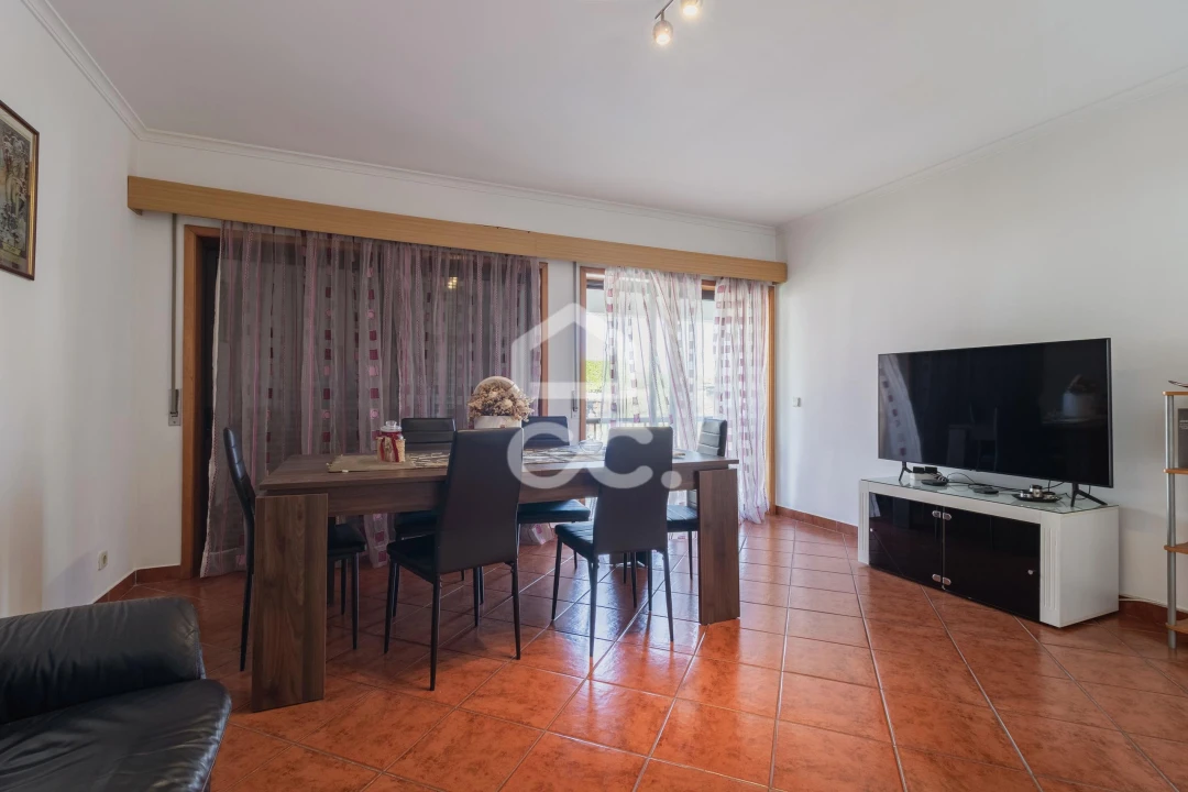 Apartamento T3 para Venda em Selho (São Jorge) Foto 6