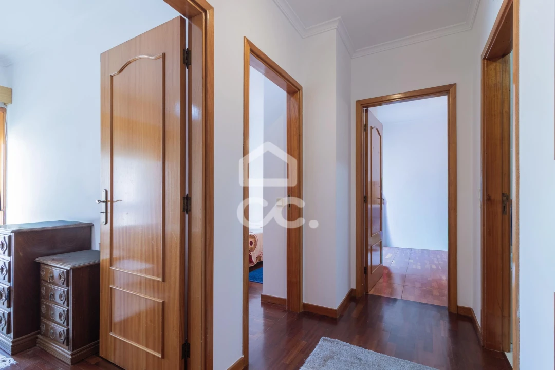 Apartamento T3 para Venda em Selho (São Jorge) Foto 17