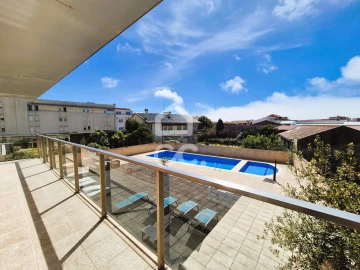 Apartamento T4 para Venda em Póvoa de Varzim, Beiriz e Argivai