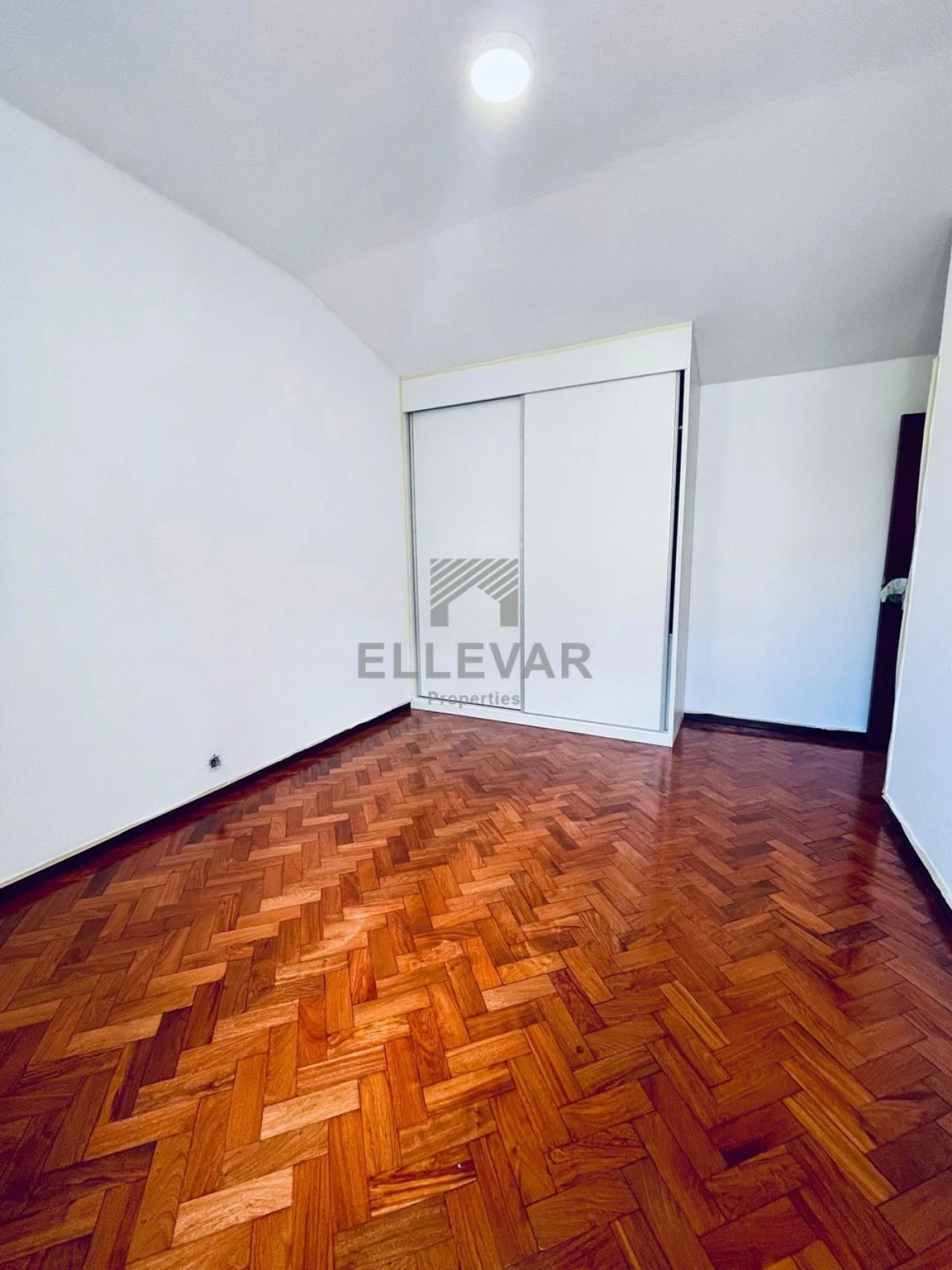 Apartamento T2 para Venda em Funchal (Se) Foto 8