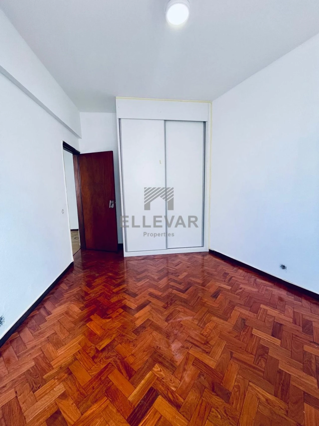 Apartamento T2 para Venda em Funchal (Se) Foto 6