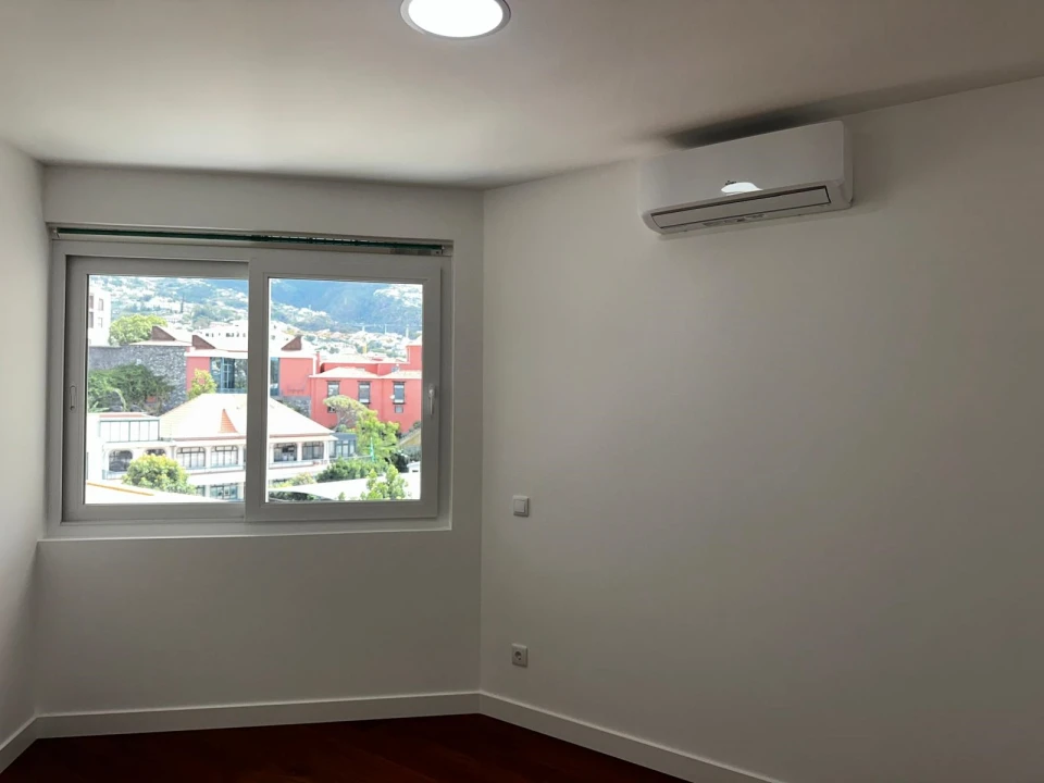 Apartamento T1 para Venda em Funchal (São Pedro) Foto 9