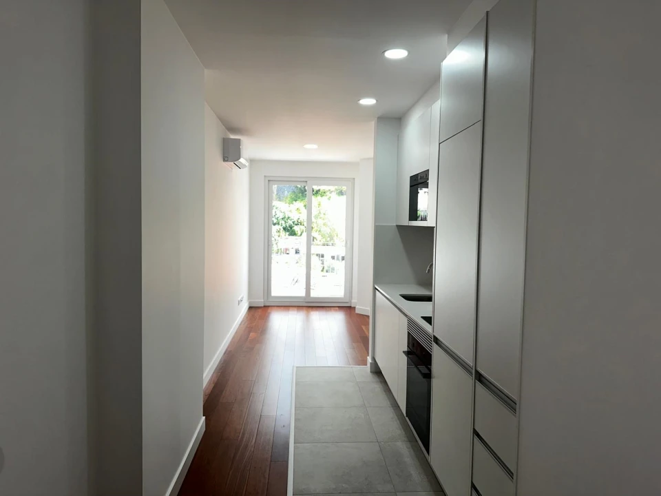 Apartamento T1 para Venda em Funchal (São Pedro) Foto 1