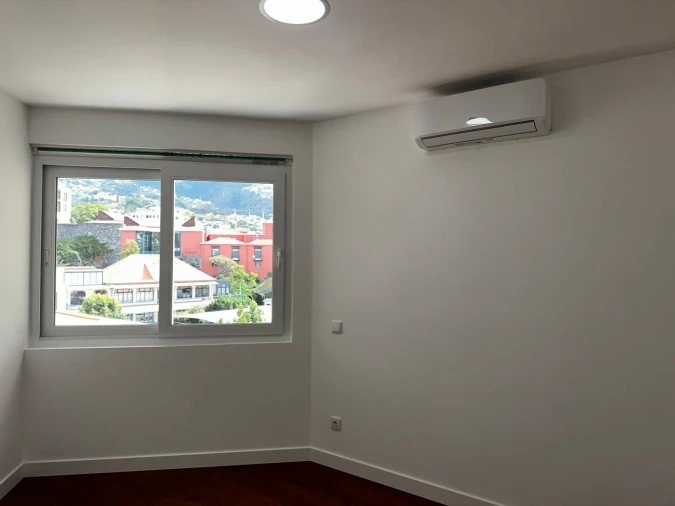 Apartamento T1 para Venda em Funchal (São Pedro) Foto 9