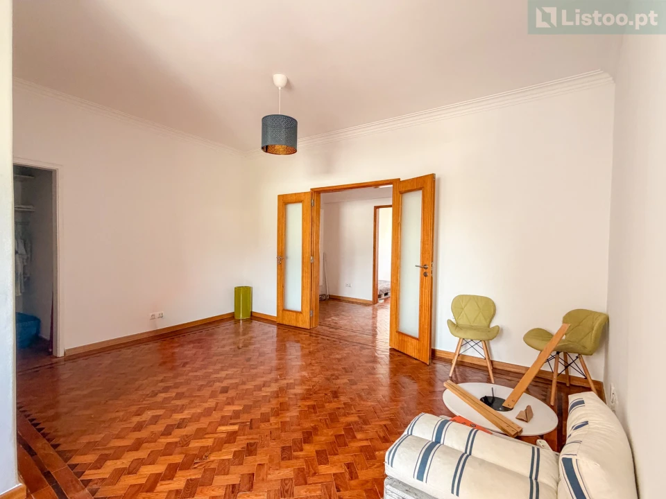 Apartamento T1 para Venda em Benfica Foto 13