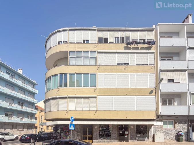 Apartamento T1 para Venda em Benfica Foto 22