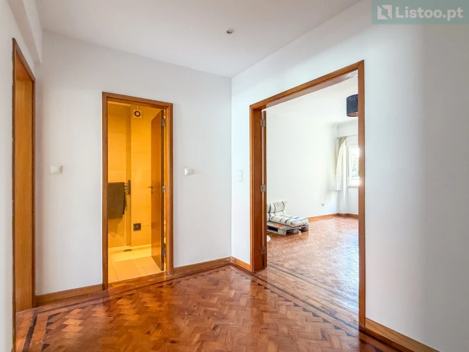 Apartamento T1 para Venda em Benfica Foto 8