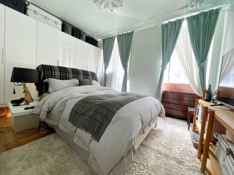 Apartamento T2 para Venda em Santo António Foto 30