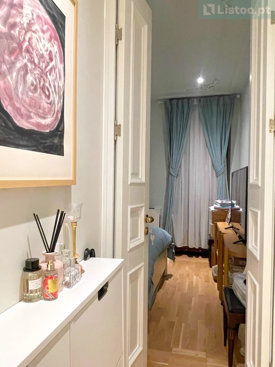 Apartamento T2 para Venda em Santo António Foto 15