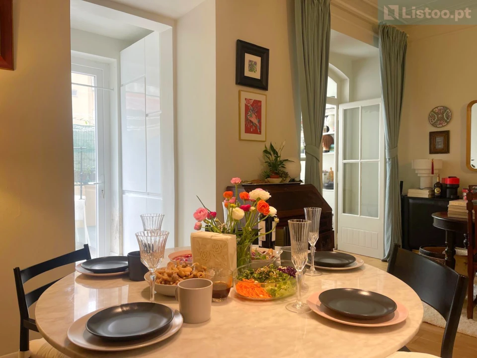 Apartamento T2 para Venda em Santo António Foto 11