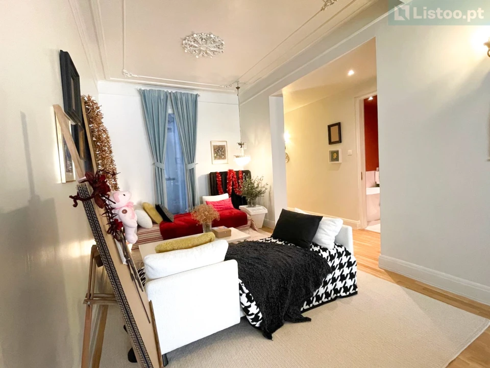 Apartamento T2 para Venda em Santo António Foto 20