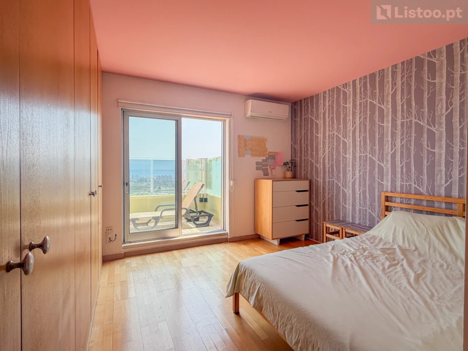 Apartamento T1 para Venda em Areeiro Foto 13
