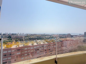 Apartamento T1 para Venda em Areeiro