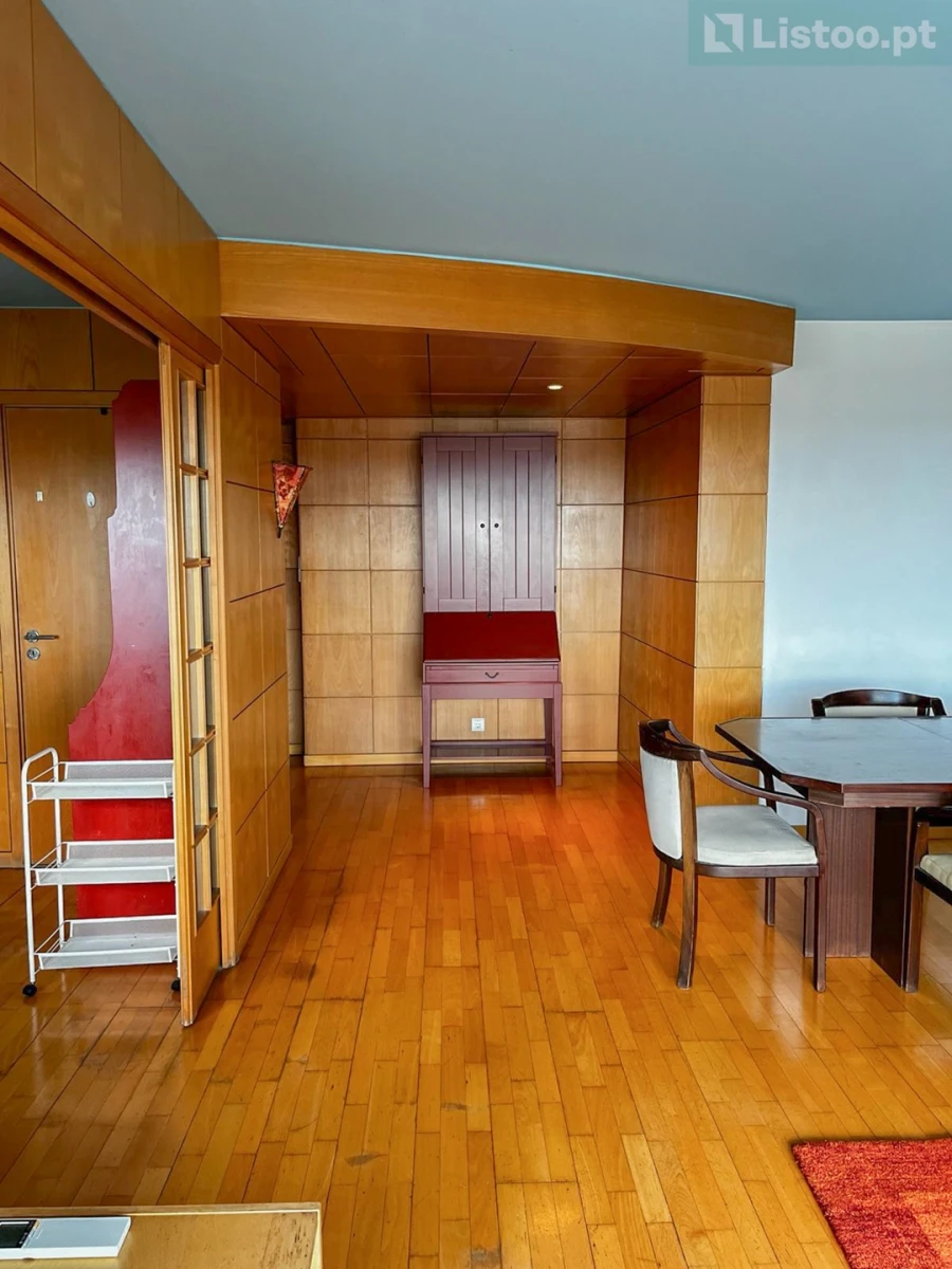 Apartamento T1 para Venda em Areeiro Foto 8