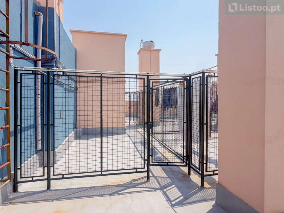 Apartamento T1 para Venda em Areeiro Foto 32