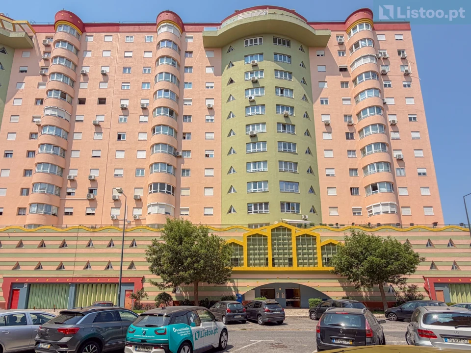 Apartamento T1 para Venda em Areeiro Foto 35