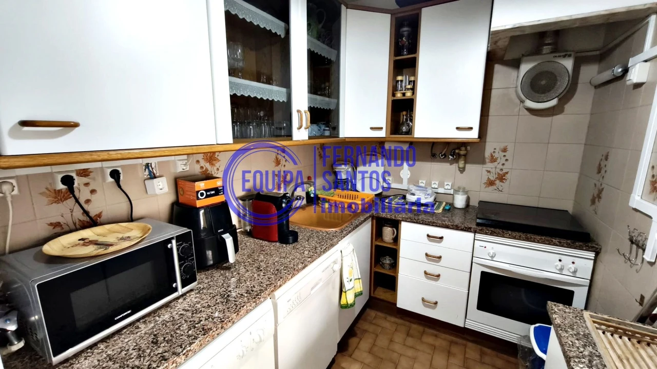 Apartamento T2 para Venda em Armação de Pera Foto 3
