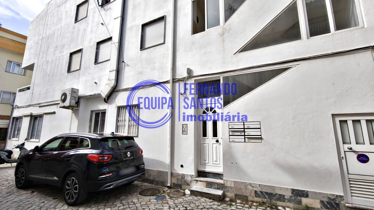 Apartamento T2 para Venda em Armação de Pera Foto 5