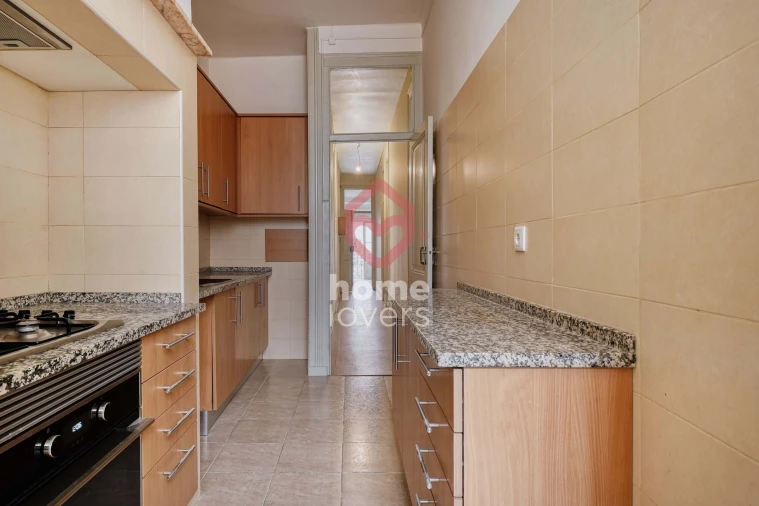 Apartamento T3 para Venda em Arroios Foto 9