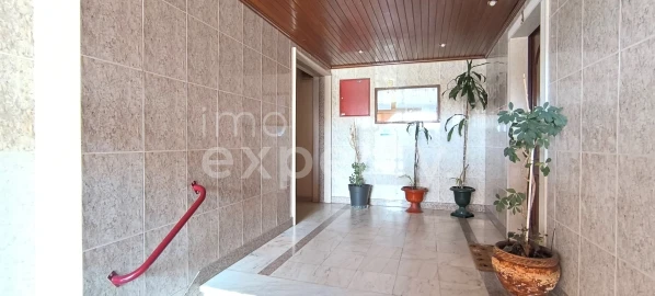 Apartamento T2 para Venda em Algueirão-Mem Martins