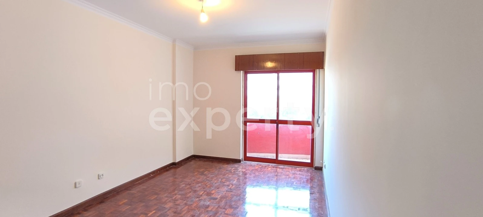 Apartamento T2 para Venda em Algueirão-Mem Martins Foto 12