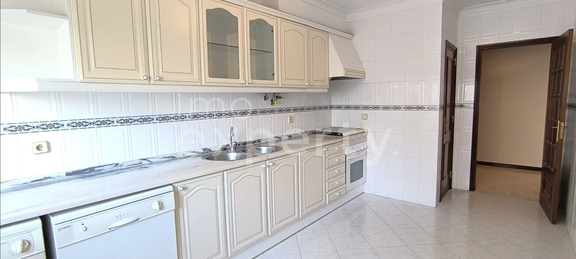Apartamento T2 para Venda em Algueirão-Mem Martins Foto 7