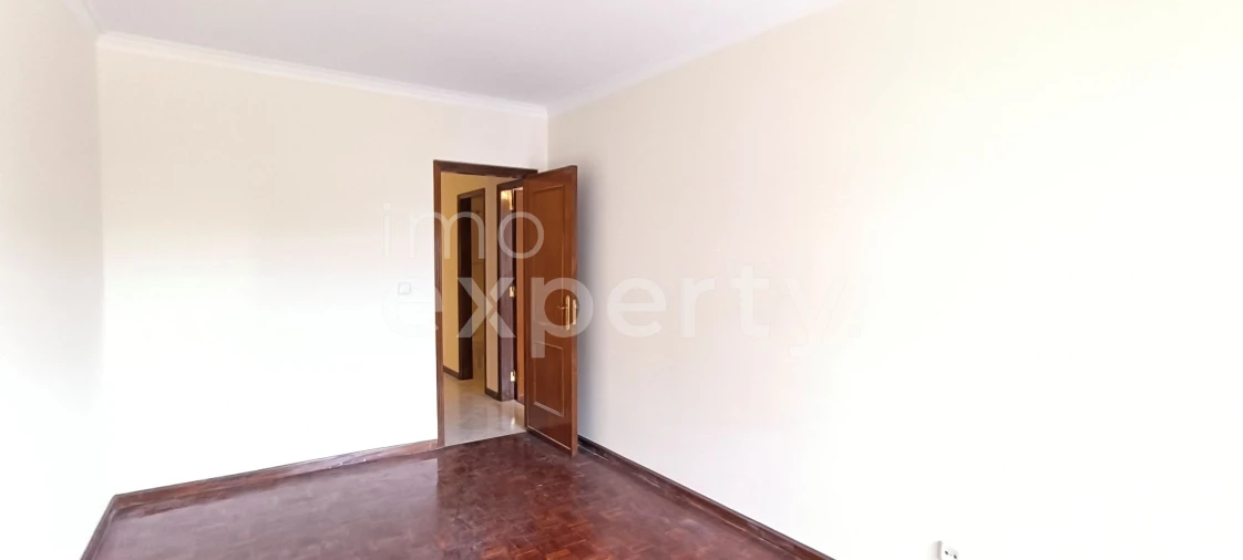 Apartamento T2 para Venda em Algueirão-Mem Martins Foto 10