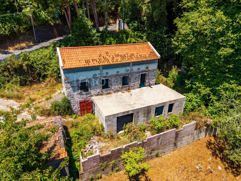 Moradia T4 para Venda em Camacha Foto 1