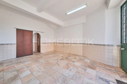 Negócio para Arrendamento em São Vicente