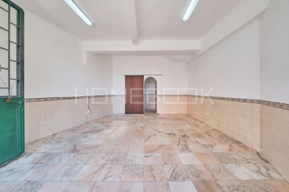 Negócio para Arrendamento em São Vicente