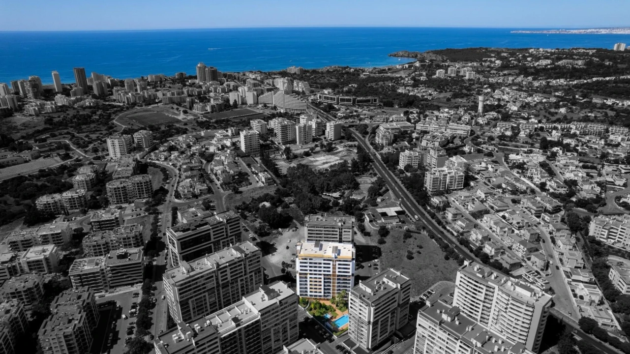 Apartamento T3 para Venda em Portimão Foto 1