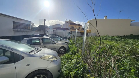 Terreno para Venda em Portimão