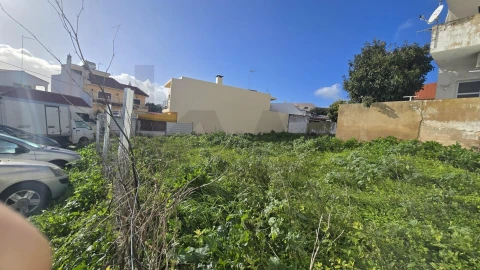 Terreno para Venda em Portimão