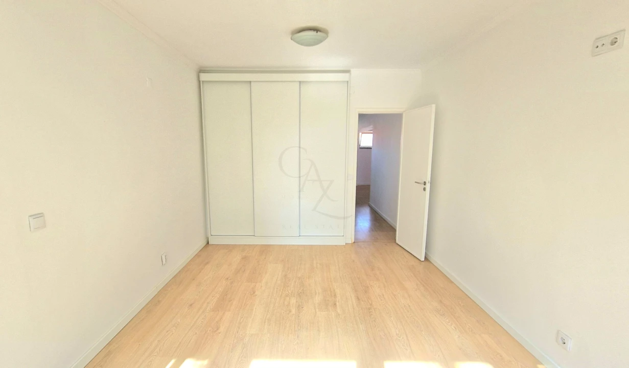 Apartamento T3 para Venda em Cascais e Estoril Foto 7